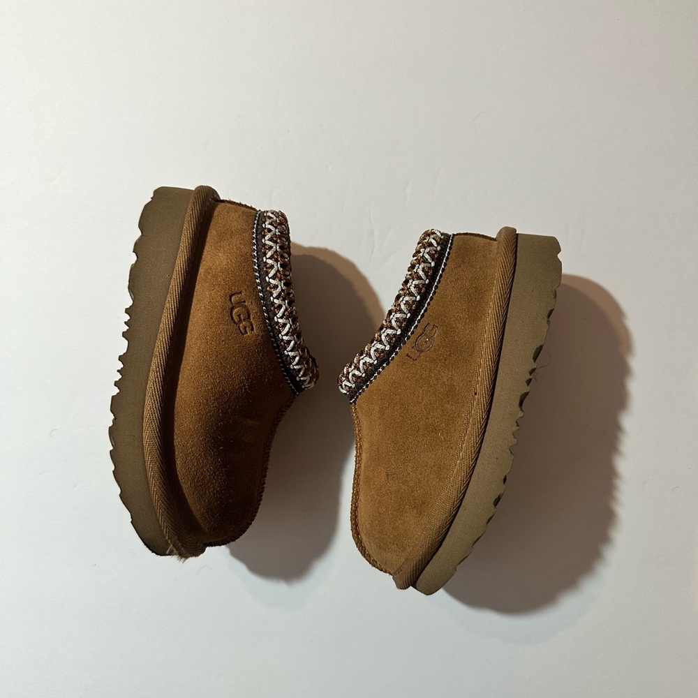 UGG Kids Chestnut Brown Suede Slip-On Clogs